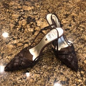 Nine West Woven Leather Dark Brown Size: 9